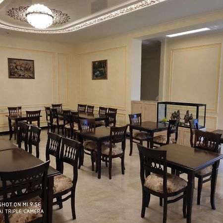 Motel Lion Urgench Ngoại thất bức ảnh