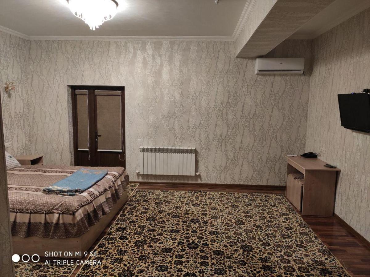 Motel Lion Urgench Ngoại thất bức ảnh